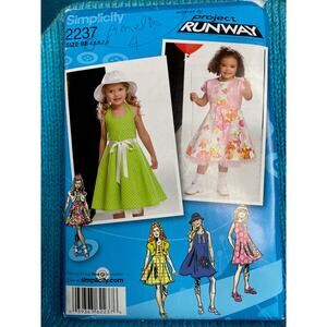 Simplicity Sewing pattern 2237 toddler dress flare skirt size 4